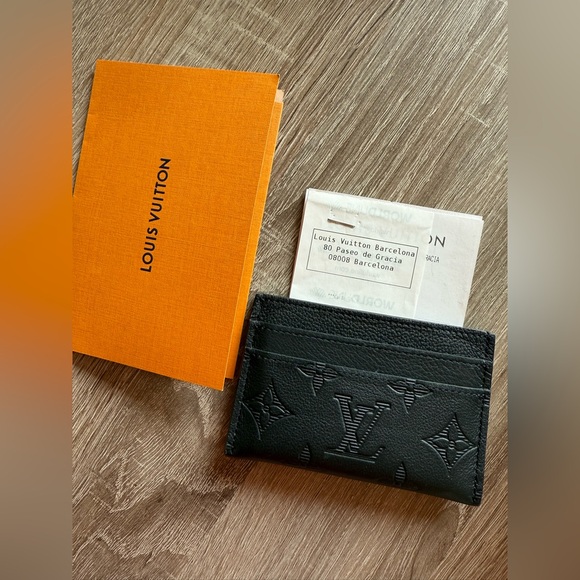 Louis Vuitton Leather Card Holder - Picture 3 of 5